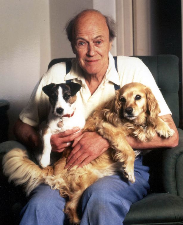 Writer Roald Dahl whose dark tales have thrilled youngsters and adults for two generations-796922